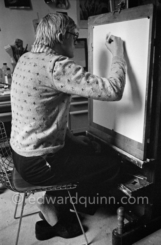 David Hockney drawing "Carlos", Paris 1975. - Photo by Edward Quinn