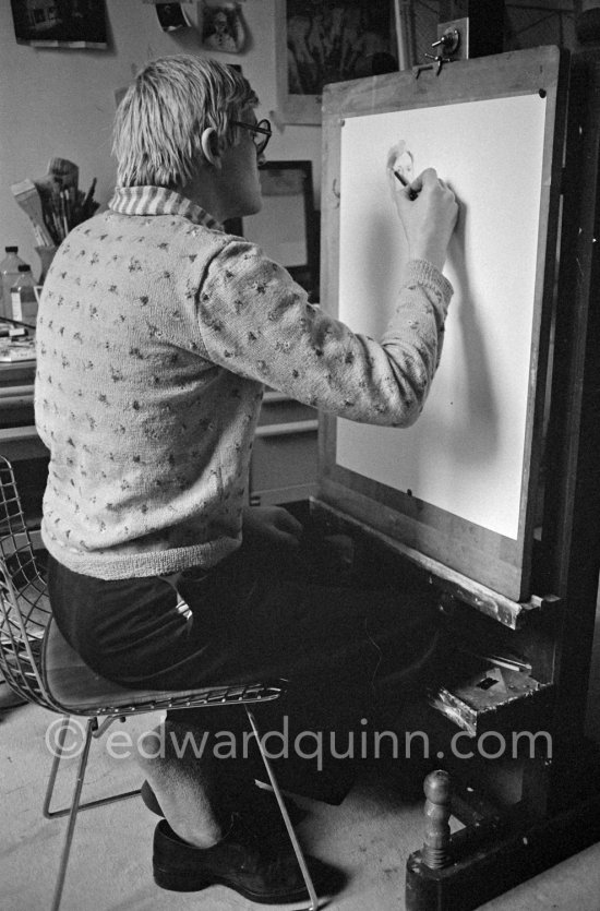 David Hockney drawing "Carlos", Paris 1975. - Photo by Edward Quinn