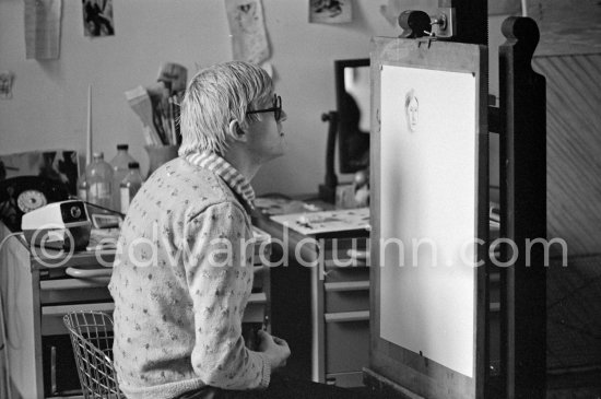 David Hockney drawing "Carlos", Paris 1975. - Photo by Edward Quinn