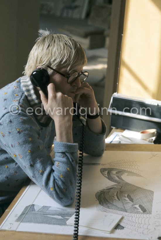 David Hockney working on the set design for "The Rake's Progress" at England’s Glyndebourne Opera Festival Paris 1975. - Photo by Edward Quinn