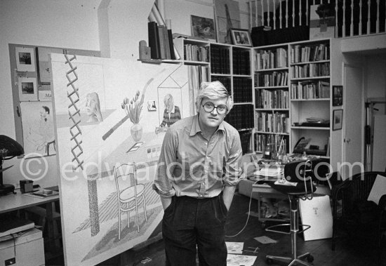David Hockney with "Self portrait with blue guitar". London 1977. - Photo by Edward Quinn
