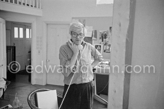 David Hockney at his studio, London 1977. - Photo by Edward Quinn