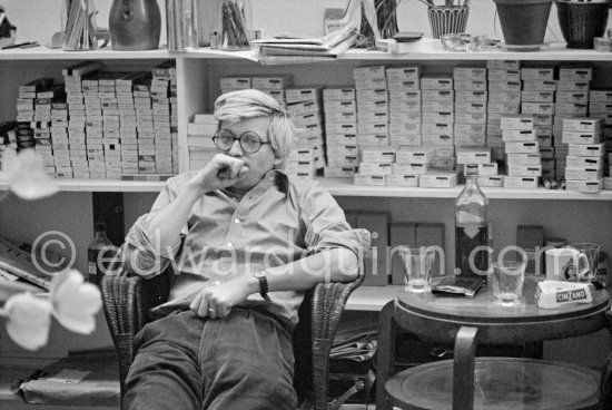 David Hockney at his studio, London 1977. - Photo by Edward Quinn