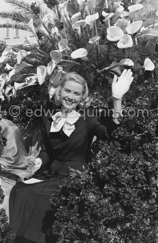 Grace Kelly at the battle of flowers. Cannes Film Festival. Cannes 1955. - Photo by Edward Quinn