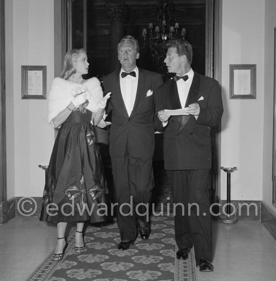 Grace Kelly, Van Johnson and Jean-Pierre Aumont. Gala evening, Cannes Film Festival 1955. - Photo by Edward Quinn