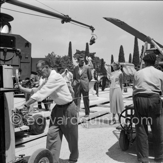 Grace Kelly and Cary Grant on the film set of "To Catch a Thief". Cannes 1954. - Photo by Edward Quinn