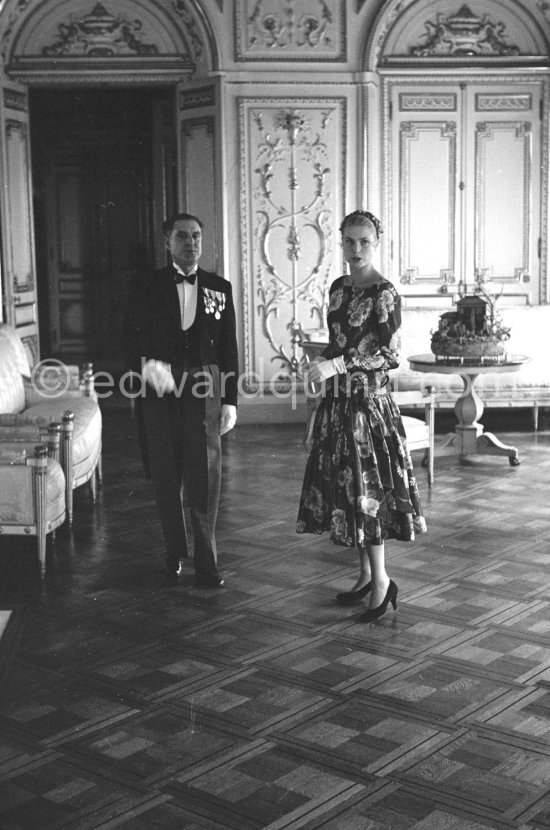 Grace Kelly (later to become Princess Grace) at the Royal Palace just before she met Prince Rainier for the first time. One of Prince Rainier’s personal servants, Michel Demorizi, guided her around some of the great number of rooms of the Royal Palace. Monaco 1955. - Photo by Edward Quinn