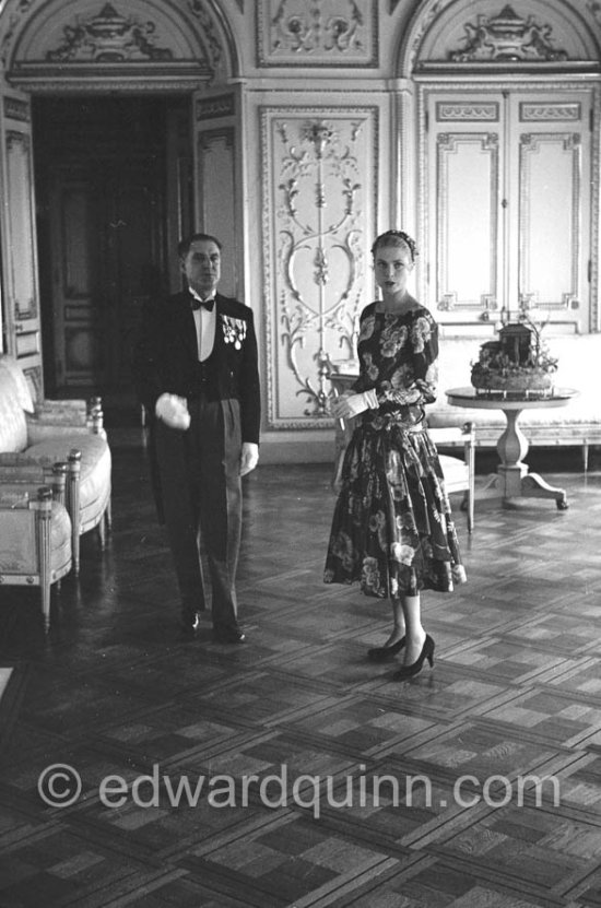 Grace Kelly (later to become Princess Grace) at the Royal Palace just before she met Prince Rainier for the first time. One of Prince Rainier’s personal servants, Michel Demorizi, guided her around some of the great number of rooms of the Royal Palace. Monaco 1955. - Photo by Edward Quinn