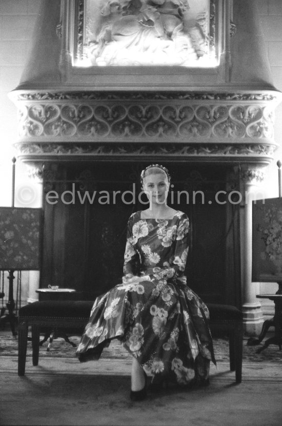 Grace Kelly (later to become Princess Grace) at the Royal Palace just before she met Prince Rainier for the first time. One of Prince Rainier’s personal servants, Michel Demorizi, guided her around some of the great number of rooms of the Royal Palace. Monaco 1955. - Photo by Edward Quinn