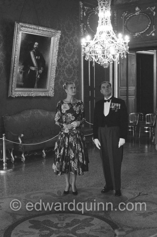 Grace Kelly (later to become Princess Grace) at the Royal Palace just before she met Prince Rainier for the first time. One of Prince Rainier’s personal servants, Michel Demorizi, guided her around some of the great number of rooms of the Royal Palace. Monaco 1955. - Photo by Edward Quinn