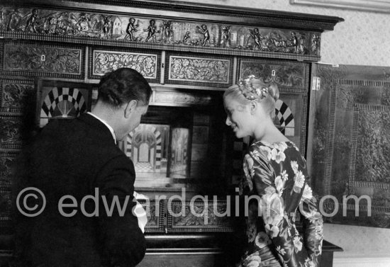 Grace Kelly (later to become Princess Grace) at the Royal Palace just before she met Prince Rainier for the first time. One of Prince Rainier’s personal servants, Michel Demorizi, guided her around some of the great number of rooms of the Royal Palace. Monaco 1955. - Photo by Edward Quinn