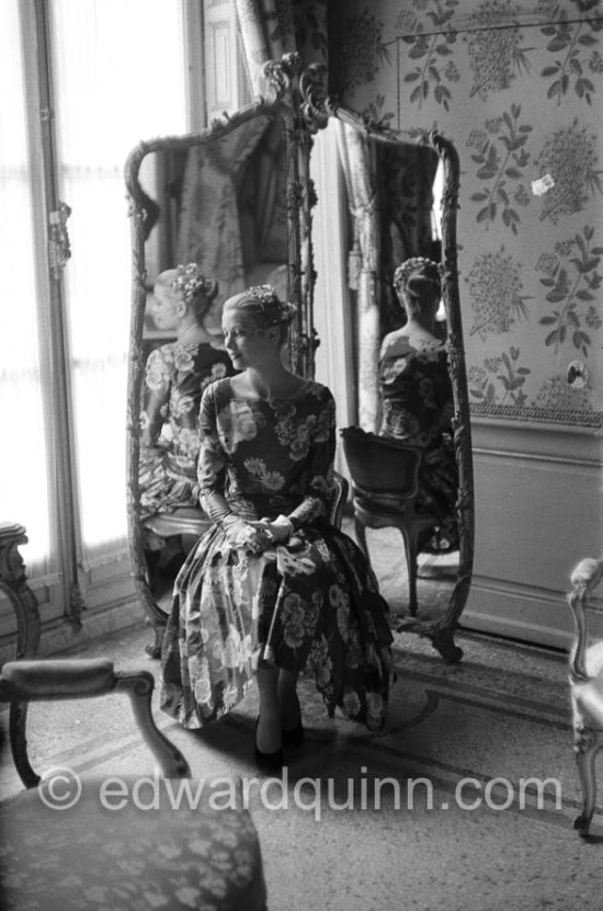 Grace Kelly (later to become Princess Grace) at the Royal Palace just before she met Prince Rainier for the first time. One of Prince Rainier’s personal servants, Michel Demorizi, guided her around some of the great number of rooms of the Royal Palace. Monaco 1955. - Photo by Edward Quinn