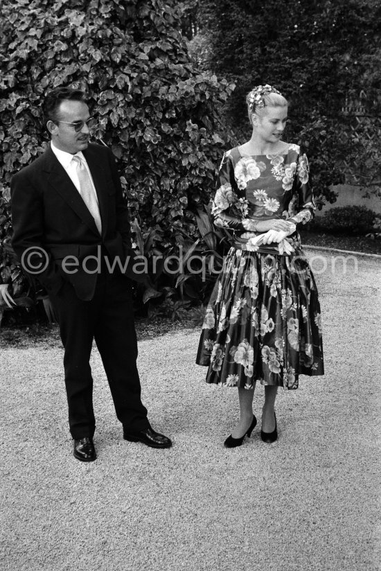 Grace Kelly’s first meeting with Prince Rainier, the man who would become her husband, 1955. To break the ice between two shy people it was decided they should go for a walk in the palace gardens. The couple were married in Monaco the following Year. Monaco 1955. - Photo by Edward Quinn