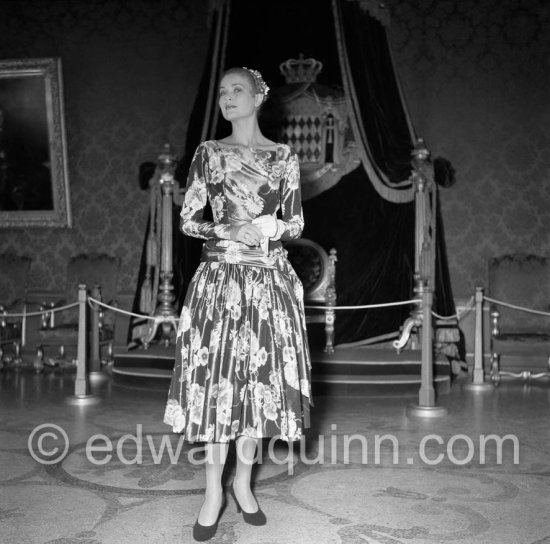 Grace Kelly (later to become Princess Grace) at the Royal Palace just before she met Prince Rainier for the first time. One of Prince Rainier’s personal servants, Michel Demorizi, guided her around some of the great number of rooms of the Royal Palace. Monaco 1955. - Photo by Edward Quinn