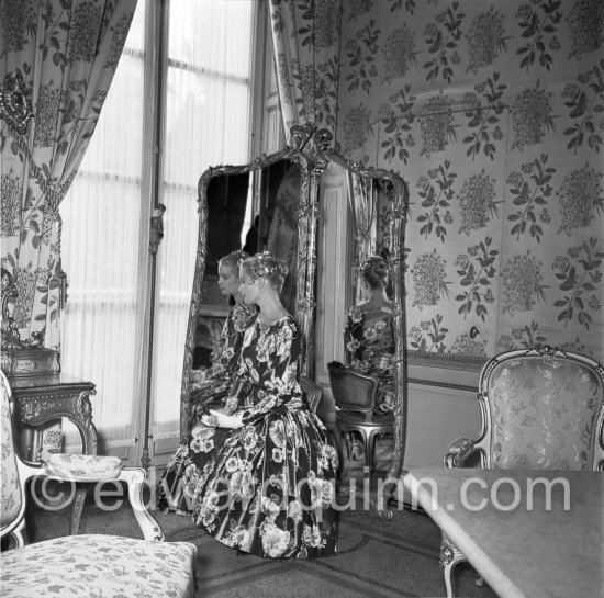 Grace Kelly (later to become Princess Grace) at the Royal Palace just before she met Prince Rainier for the first time. One of Prince Rainier’s personal servants, Michel Demorizi, guided her around some of the great number of rooms of the Royal Palace. Monaco 1955. - Photo by Edward Quinn