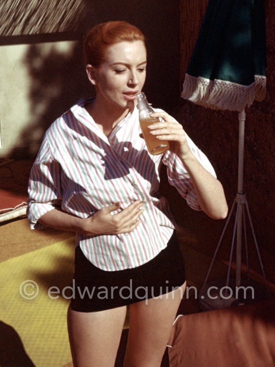 Deborah Kerr, one of the principal actors of "Bonjour Tristesse", film by Otto Preminger. Le Lavandou 1957. - Photo by Edward Quinn