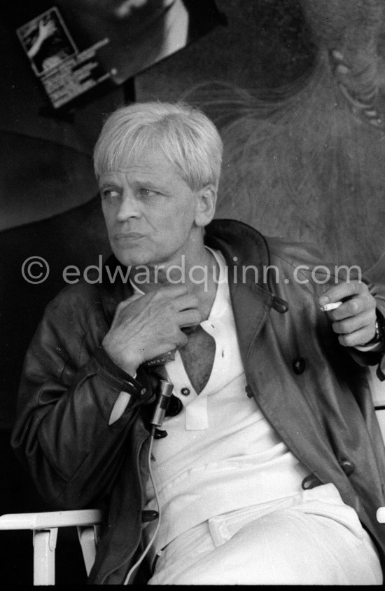 Klaus Kinski on the occasion of the screening of "Woyzek" directed by Werner Herzog at the Cannes Film Festival 1979. - Photo by Edward Quinn