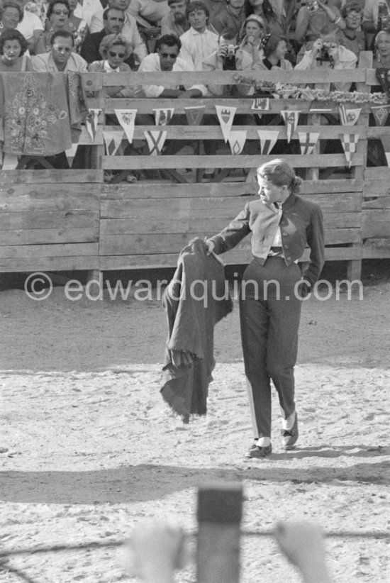 Local Corrida in honor of Picasso. French lady bullfighter Pierrette Le Bourdiec, "La Princesa de París". Vallauris 1955. A bullfight Picasso attended (see "Picasso"). - Photo by Edward Quinn