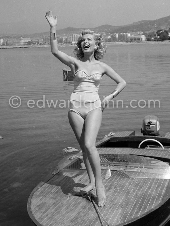 Belinda Lee at the beach, Cannes Film Festival 1956. - Photo by Edward Quinn