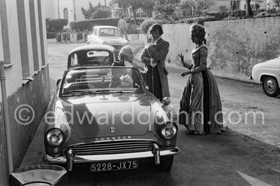 Actors of "La Fayette". Nice 1961. Car: 1960 or 61 Sunbeam Alpine Series II - Photo by Edward Quinn