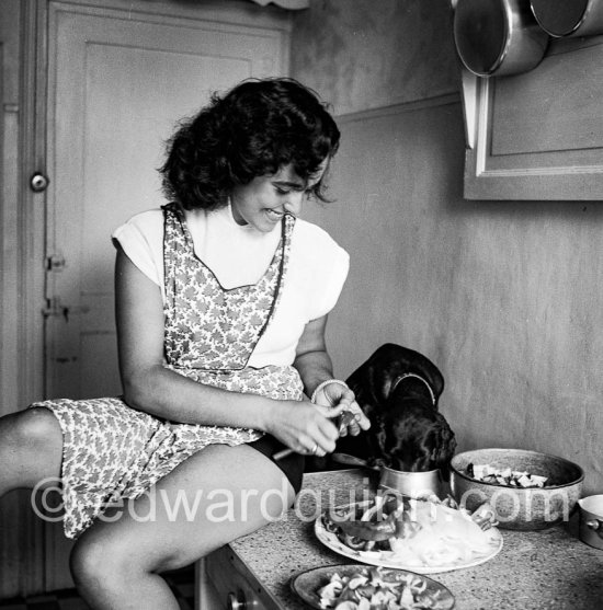 Suzanne Levesi, a young actress and model, known on English television as “Monte Carlo Hot Baby”. Villefranche 1953. - Photo by Edward Quinn