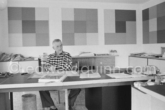 Richard Paul Lohse, one of the main representatives of the concrete and constructive art movements, 1975 at his studio in Zurich. - Photo by Edward Quinn