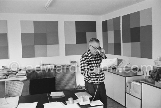 Richard Paul Lohse, one of the main representatives of the concrete and constructive art movements, 1975 at his studio in Zurich. - Photo by Edward Quinn