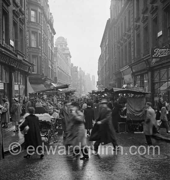 Rupert Street, looking south. London 1950. - Photo by Edward Quinn