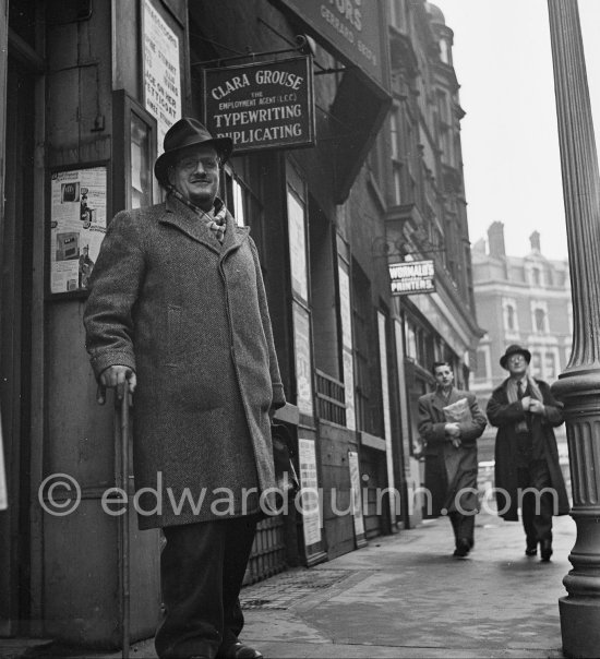 London 1950. - Photo by Edward Quinn