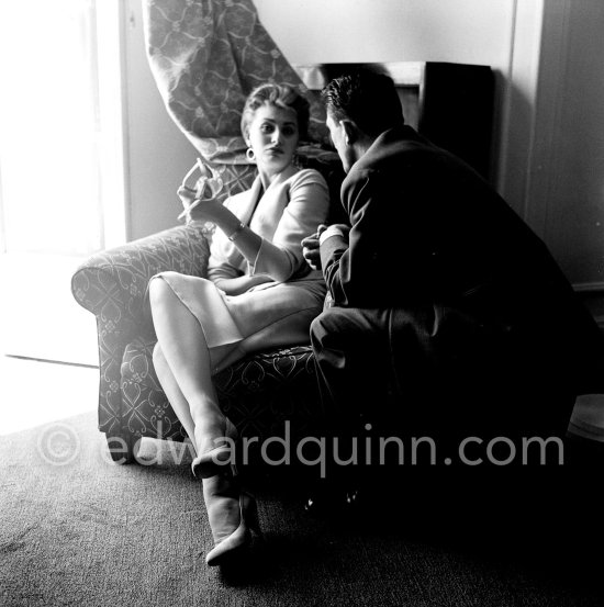 Sophia Loren with journalist Jacques Robert of "Samedi Soir". Cannes 1955. - Photo by Edward Quinn