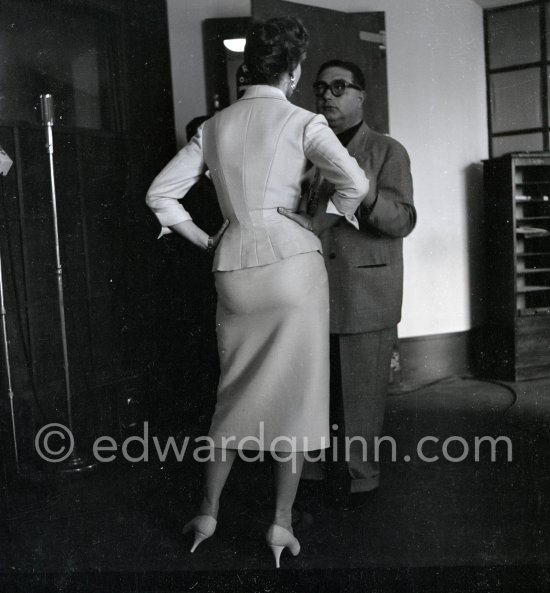 Sophia Loren and not yet identified person. Carlton Hotel, Cannes 1955. - Photo by Edward Quinn