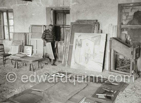 Alberto Magnelli at his studio La Ferrage, Plan-de-Grasse 1957. - Photo by Edward Quinn