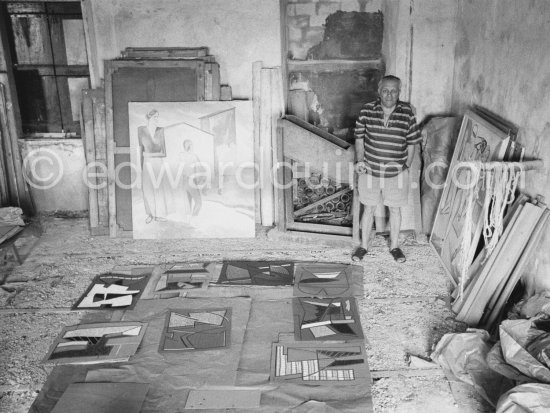 Alberto Magnelli at his studio La Ferrage, Plan-de-Grasse 1957. - Photo by Edward Quinn