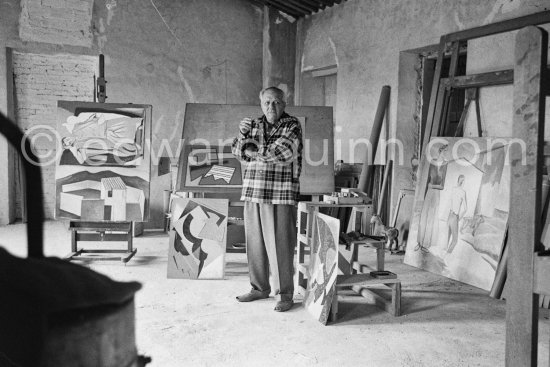 Alberto Magnelli at his studio La Ferrage, Plan-de-Grasse 1957. - Photo by Edward Quinn