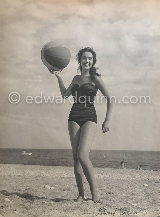 Miriam Martel, French starlet. Monte Carlo 1950. (Scan from vintage print) - Photo by Edward Quinn