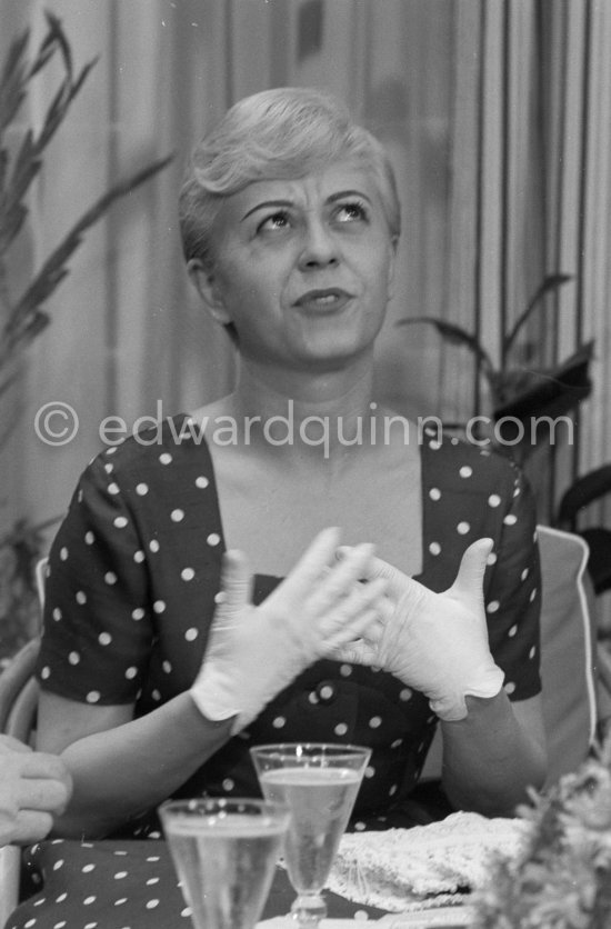 Giulietta Masina, interview for TV Monte Carlo. Cannes 1957. - Photo by Edward Quinn