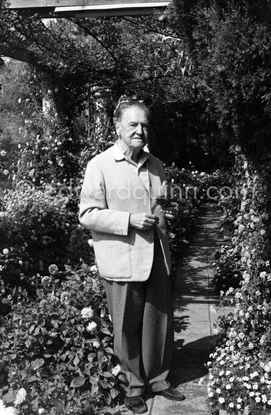 Somerset Maugham lived at his Villa Mauresque in Saint-Jean-Cap-Ferrat. He bought the property in 1926 from a bishop and created one of the most beautiful artistic gardens in the world. Saint-Jean-Cap-Ferrat 1960. - Photo by Edward Quinn