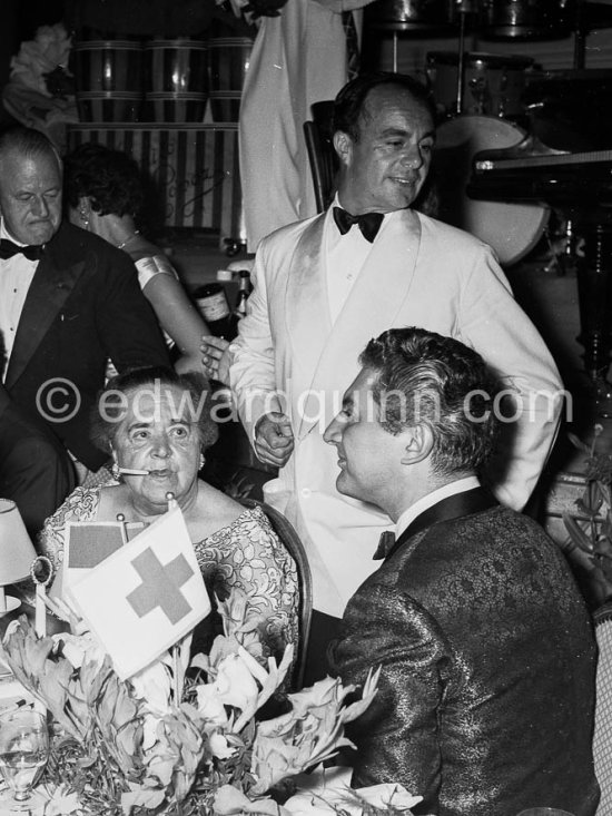 Prince Aly Khan, Elsa Maxwell and Liberace. Red Cross Gala. Monte Carlo 1955 - Photo by Edward Quinn