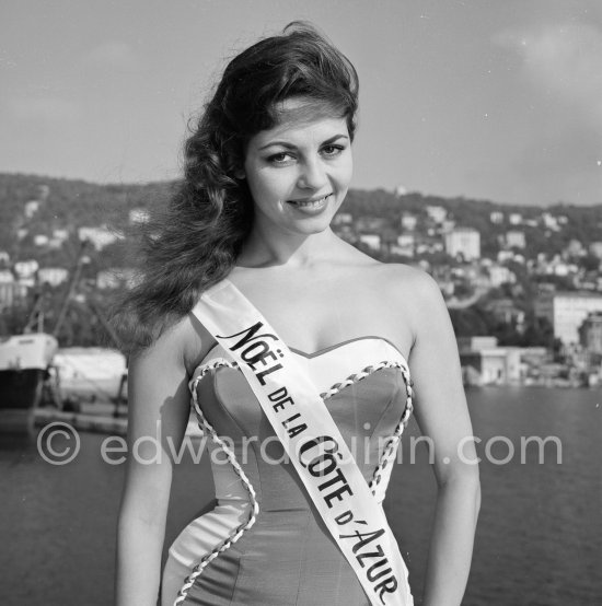 Michèle Mercier, French actress from Nice, star of the "Angélique, Marquise des Anges" movies Nice 1957. - Photo by Edward Quinn