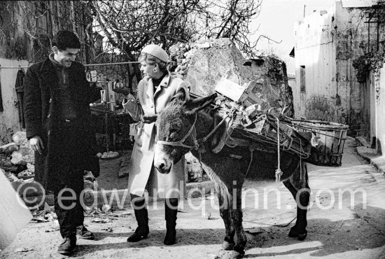 Melina Mercouri. During filming of TV documentary "Melina Mercouri's Greece", directed by Cliff Owen. Delphi 1965. - Photo by Edward Quinn
