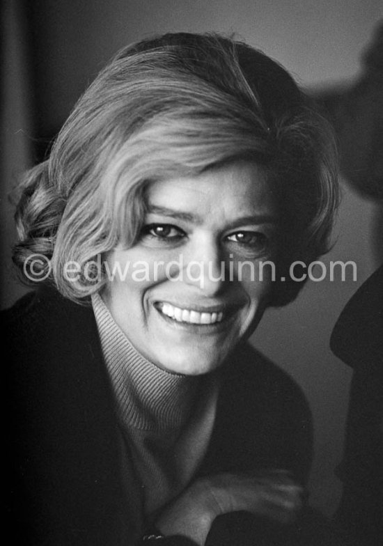 Melina Mercouri. During filming of TV documentary "Melina Mercouri's Greece", directed by Cliff Owen. Athens 1965. - Photo by Edward Quinn