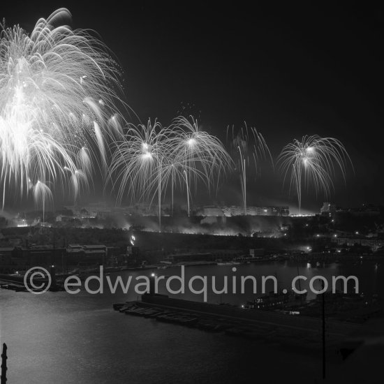 Fireworks. Rocher and harbor. Monaco 1953. - Photo by Edward Quinn