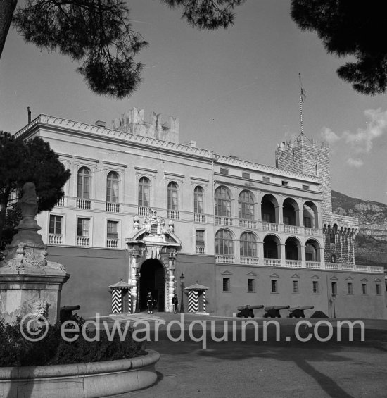 Monaco Palace. Monaco-Ville 1954. - Photo by Edward Quinn