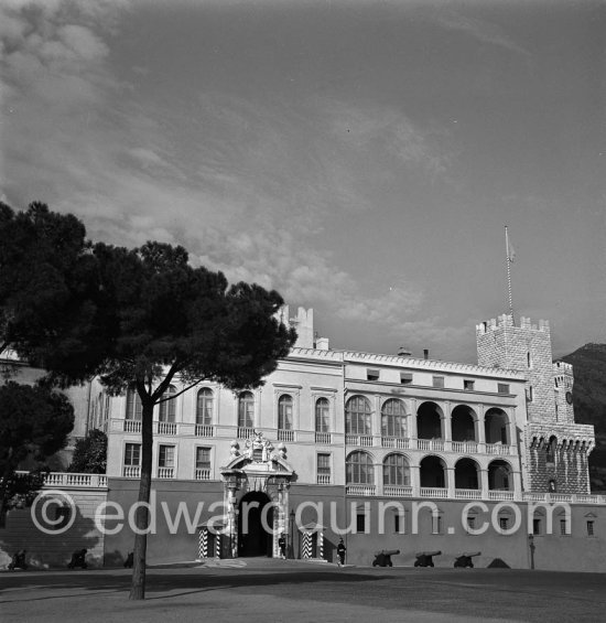Monaco Palace. Monaco-Ville 1954. - Photo by Edward Quinn
