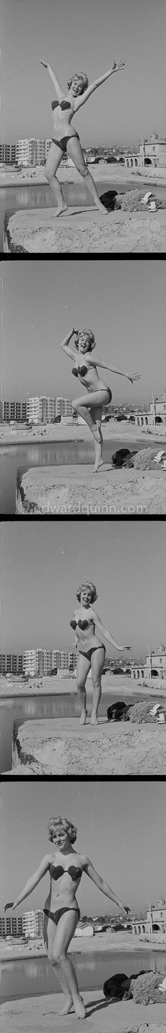 Anny Nelson ("Pin-up with Heart"), beauty queen "Miss Angora". Nice 1959. Contact prints. Photos from original negatives available. - Photo by Edward Quinn