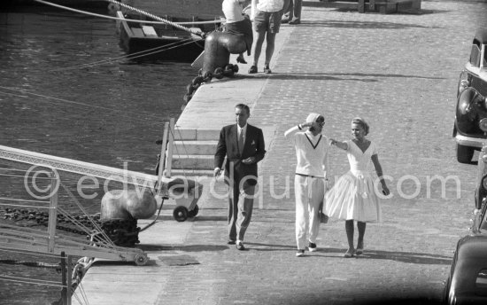 George Schlee, Greta Garbo, Tina Onassis. Monaco harbor 1958. - Photo by Edward Quinn