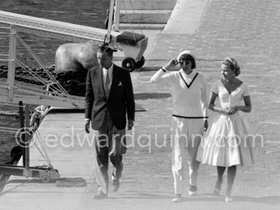 George Schlee, Greta Garbo, Tina Onassis. Monaco harbor 1958. - Photo by Edward Quinn