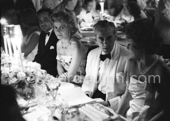 Tina Onassis. Bal de la Mer, Monte Carlo 1958. - Photo by Edward Quinn