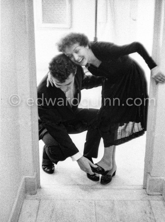 Edith Piaf and her young American painter friend Doug. Gala at Sporting d’Eté. Monte Carlo 1959. - Photo by Edward Quinn