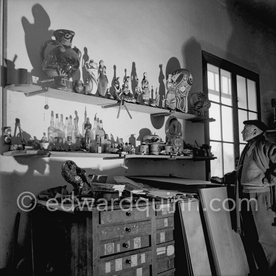 Pablo Picasso at Studio Le Fournas, Vallauris 1953. - Photo by Edward Quinn